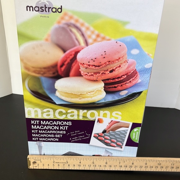 Mastrad Paris Macaron Kit - Picture 15 of 16